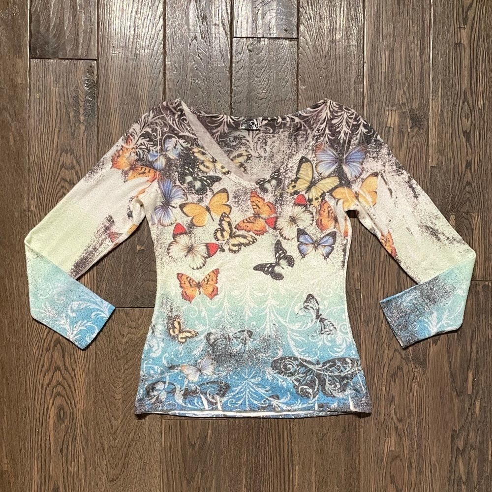 180 Butterfly Long Sleeve Top
